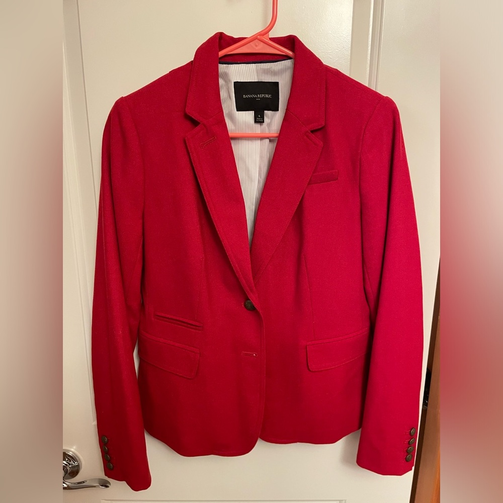 Stunning Banana Republic Red Wool Blazer Size 6